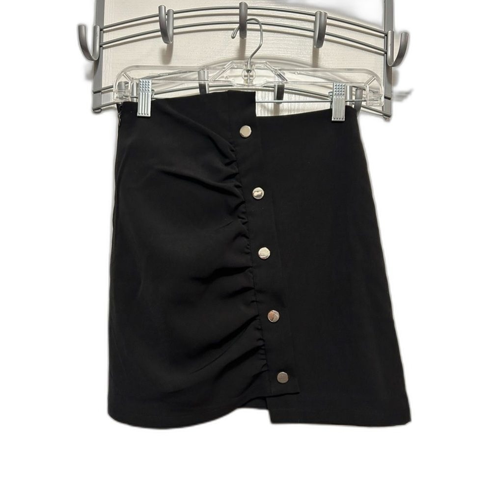 Lea & Viola Asymmetrical Black Mini Skirt XS Silver Buttons NWT Grunge‎ Y2K